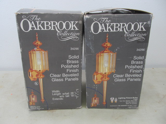 lot 43 image: Matching Pair of Brand New Brass Outdoor Light Fixtures