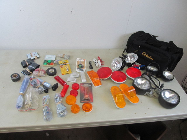 lot 62 image: Automotive Towing Lights & Accessories