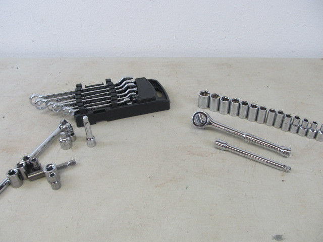lot 64 image: NICE Stanley Wrenches & Husky Socket Set