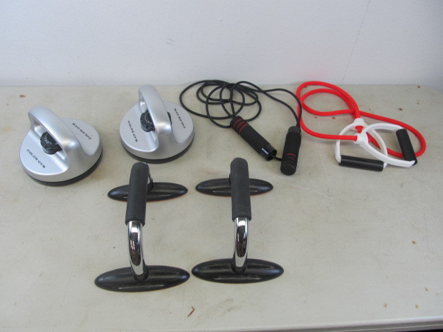 lot 65 image: Exercise Equipment
