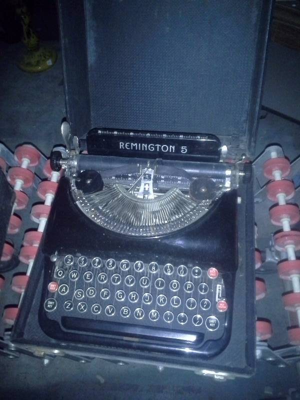 Antique Type Writer