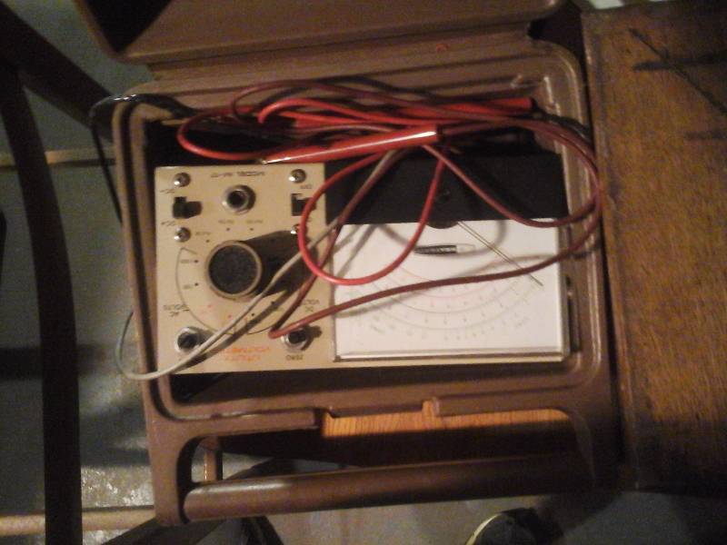 Antique wood box with Battery