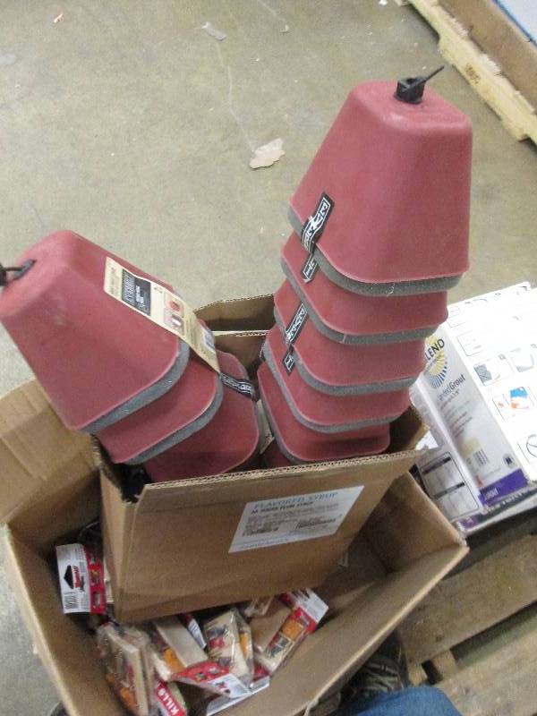 19 packs of 5 tomcat mouse traps 9 ...