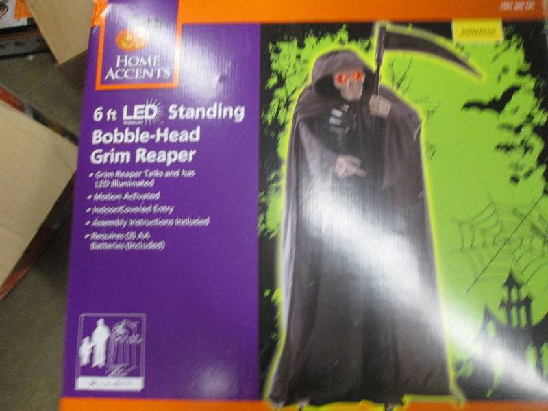 home accents 6ft LED standing bobbl...