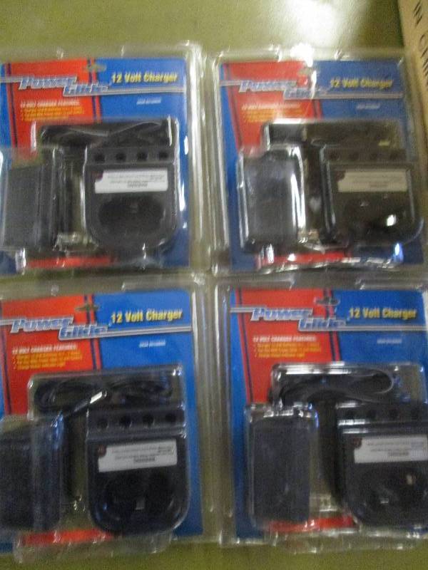 lot 31 image: 4 new power glide 12 volt battery c...