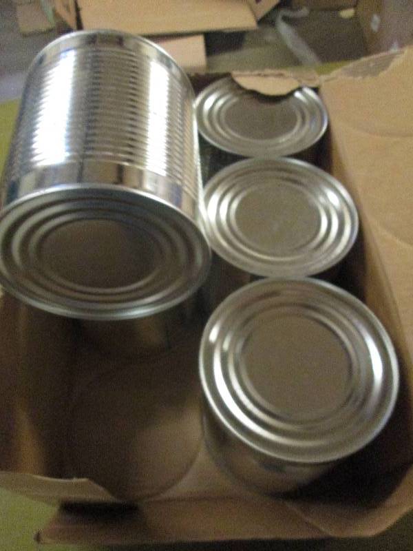lot 204 image: 1 case of 6#10 cans of cocktail su...