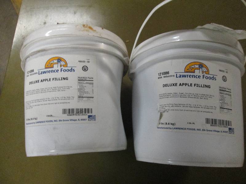 lot 228 image: 2 19lb containers of deluxe apple p...