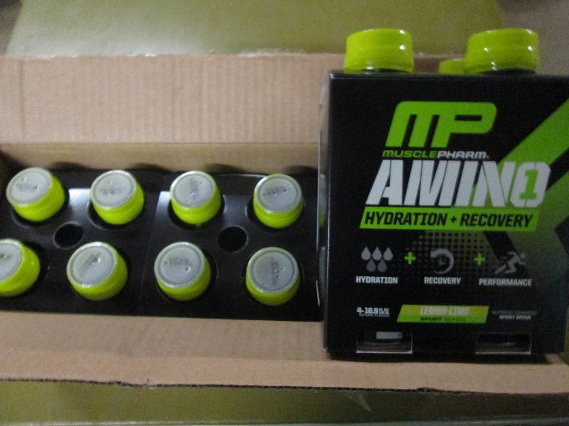 lot 238 image: 1 case of 12 16.9floz bottles of M...