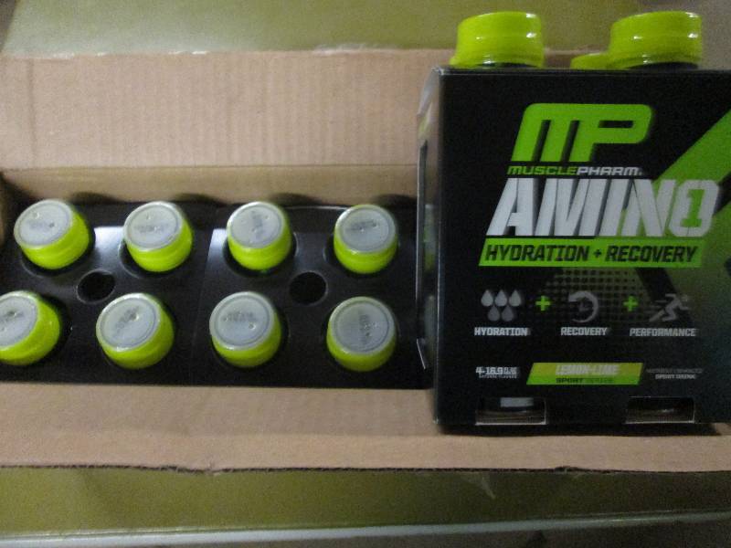 lot 254 image: 1 case of 12 16.9floz bottles of M...