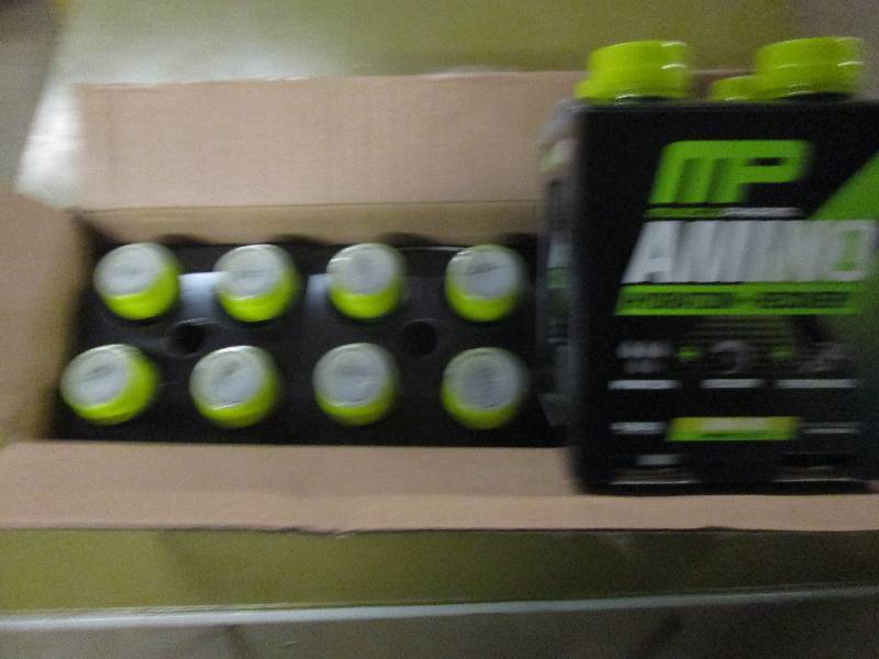 lot 272 image: 1 case of 12 16.9floz bottles of M...