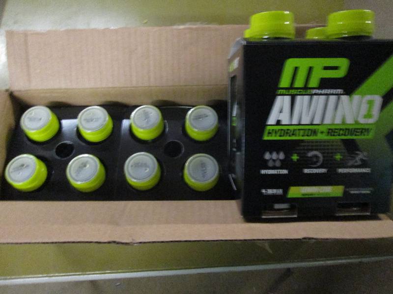 lot 277 image: 1 case of 12 16.9floz bottles of M...