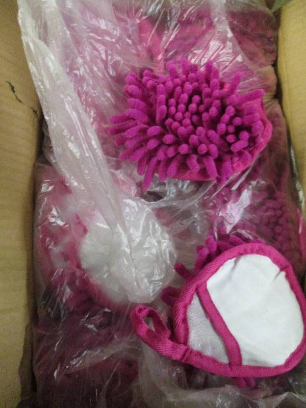 lot 397 image: 1 case of 200 pink fizzy finger dus...