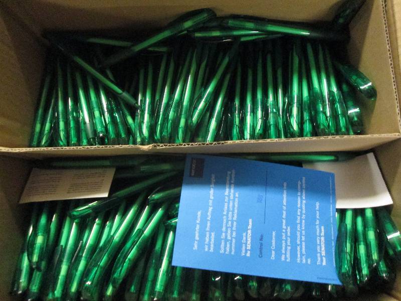 lot 410 image: a box of retractable ball pens writ...