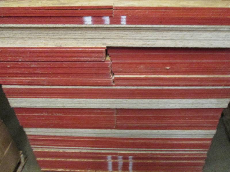 lot 422 image: 20 orange end 4 foot x 2-34 foot p...