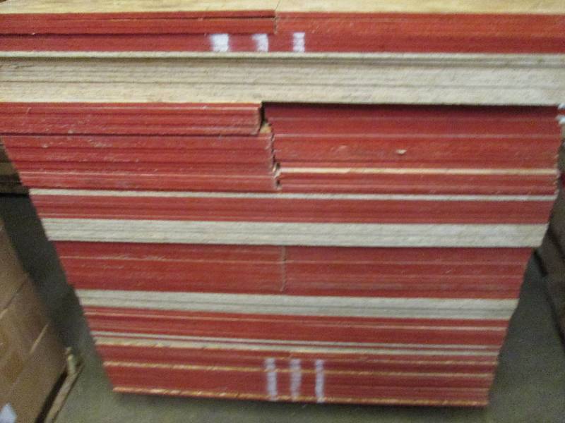 lot 423 image: 20 orange end 4 foot x 2-34 foot p...