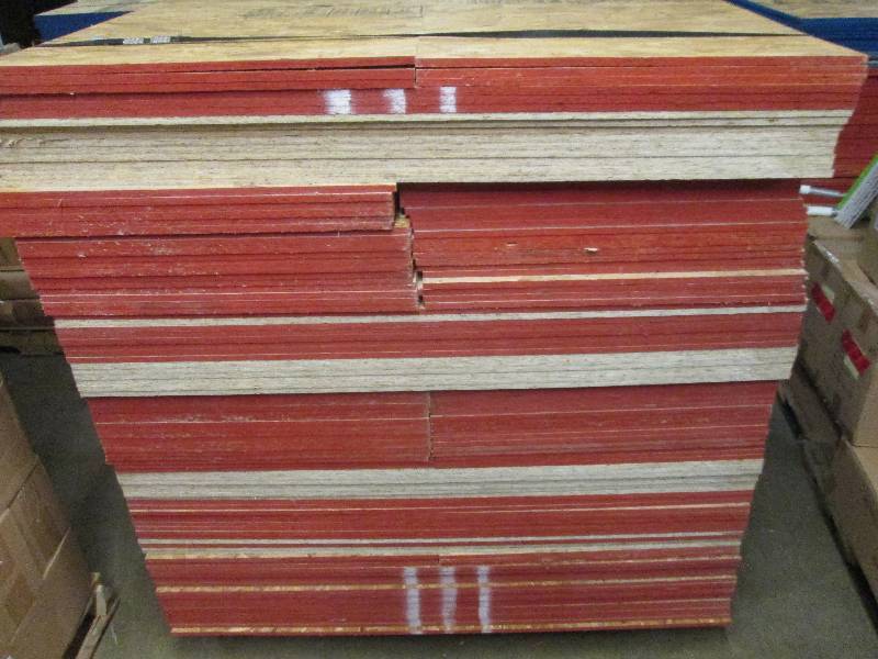 lot 442 image: 20 orange end 4 foot x 2-34 foot p...