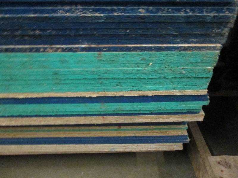 lot 467 image: 20 pcs of green end 4foot x 2-34 f...