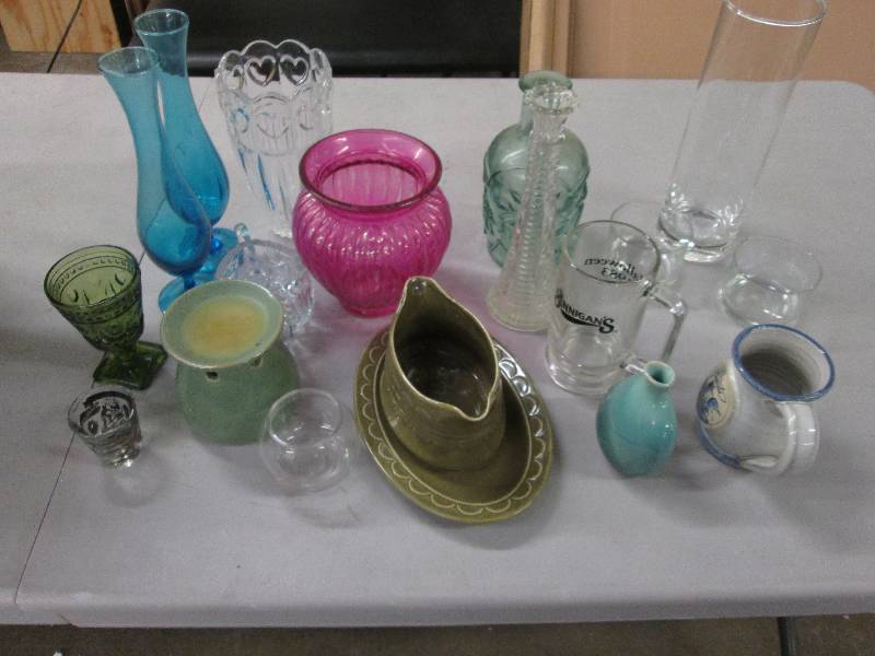 Assorted Vases, Glassware & Mugs...