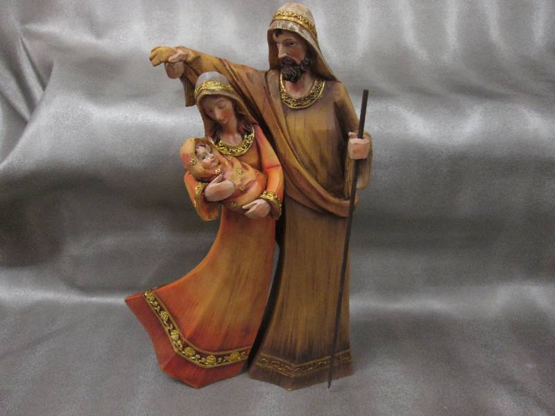Lot of 6 12 inch 2 pc Holy Family ...