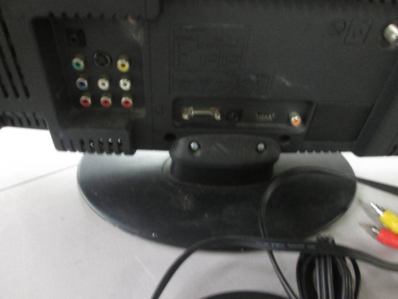 Sanyo Table Top LCD TV with Cords...