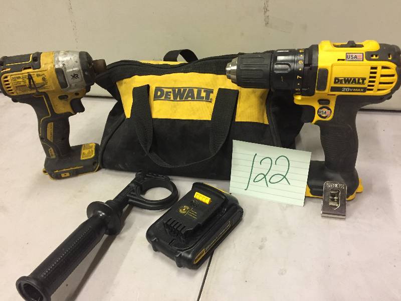 lot 122 image: DEWALT 20-Volt Max Lithium-Ion Cordless Combo Kit (2-Tool) one battery only