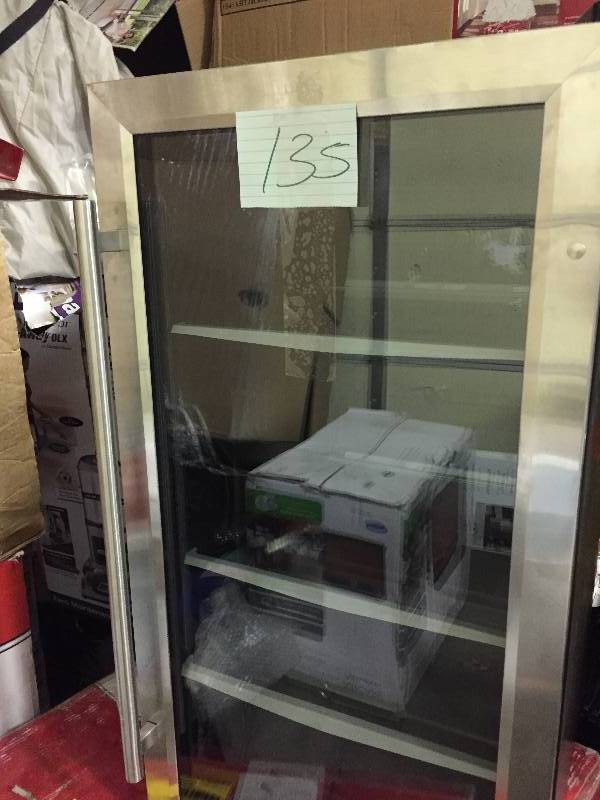 lot 135 image: Vissani Can Beverage Cooler in stainless steel in like New working conditions