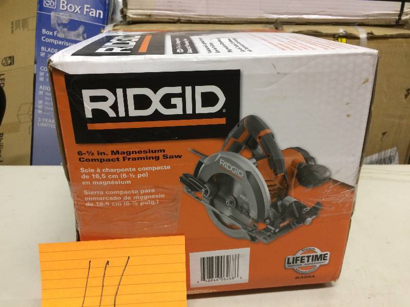 lot 111 image: Magnesium Compact Framing Circular Saw-R3204 not used