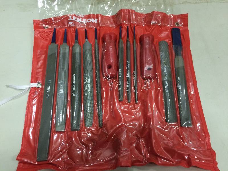lot 97 image: Tekton 12 Pc File Set New