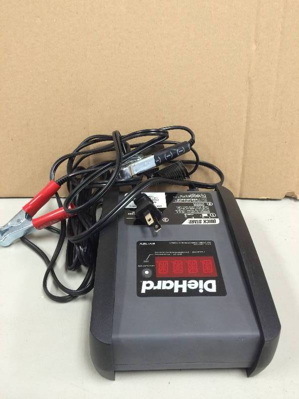 lot 42 image: DieHard Battery Charger