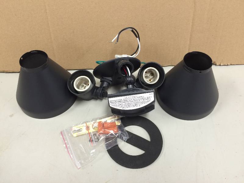 lot 52 image: Defiant Security Motion Light