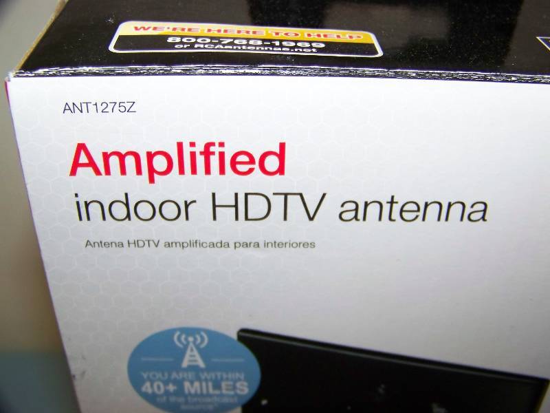 lot 77 image: RCA, Amplified, Indoor, HDTV Antenna