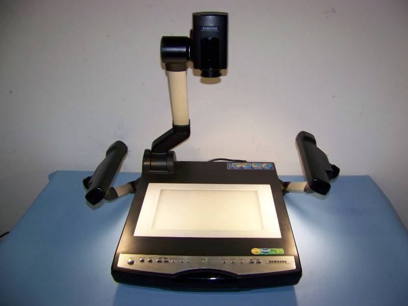 lot 43 image: Samsung, Digital Video Presenter  Document Camera