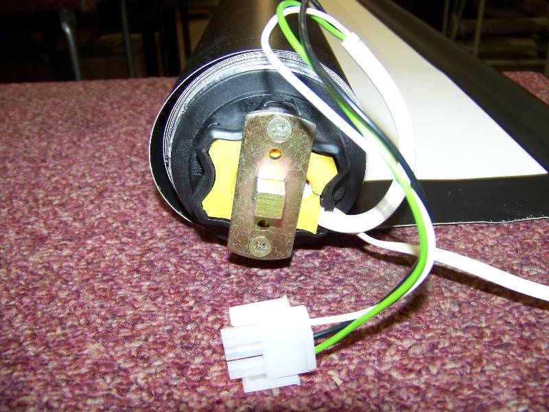 lot 23 image: Da-Lite, Advantage, Projection  Movie Screen and Roller ONLY