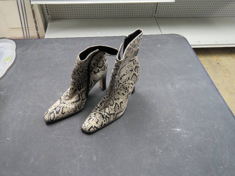 Womens Boots