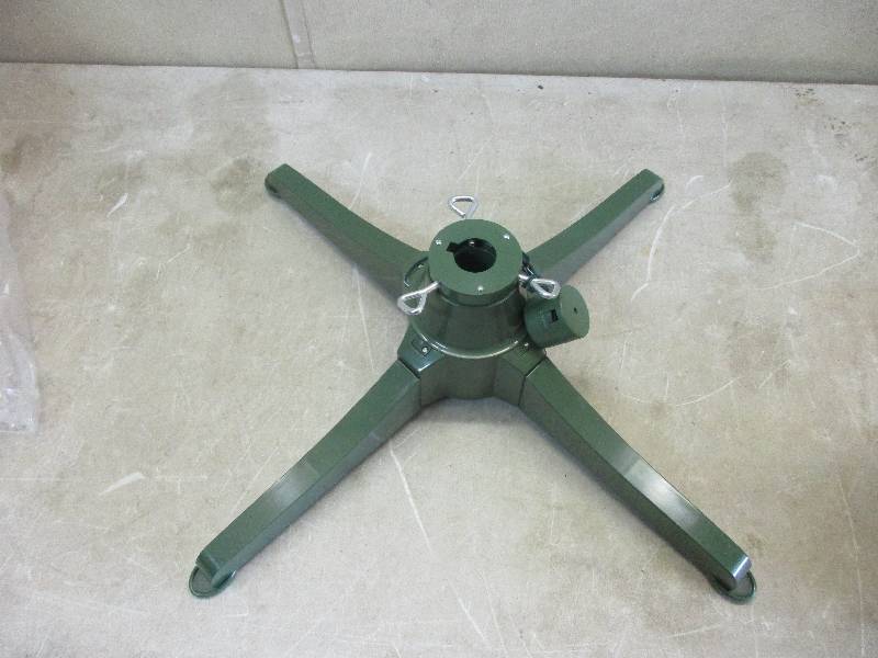 lot 73 image: musical revolving tree stand