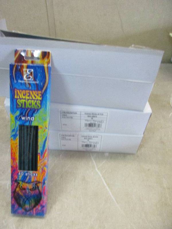 lot 87 image: 720 incense sticks