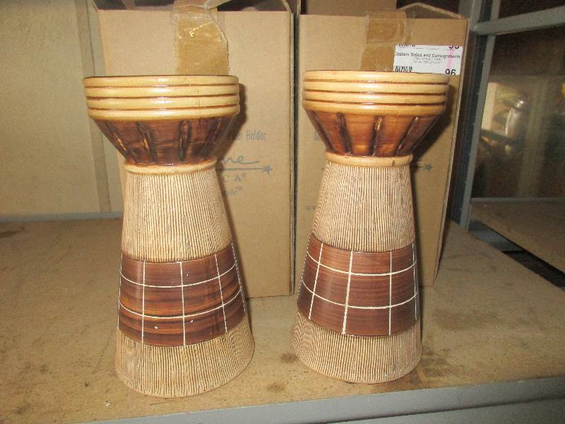 lot 96 image: 2 candle stands