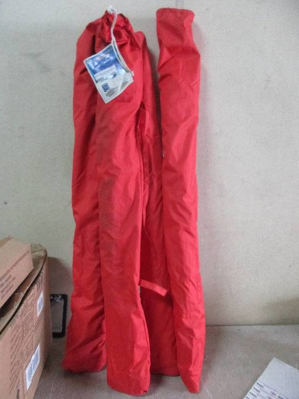 lot 105 image: 4 beach umbrellas - red