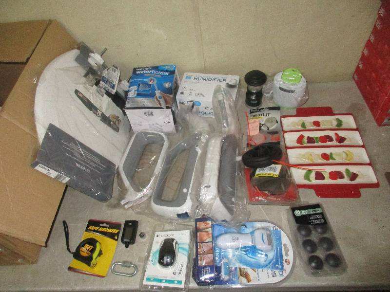 lot 116 image: misc grab box - see pictures