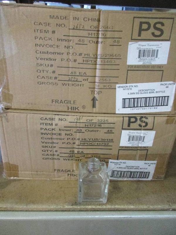 lot 6 image: 96 - 85ML glass bottles