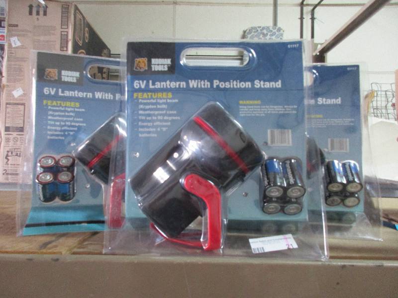 lot 21 image: 3 - 6 volt lantern w stand and batteries