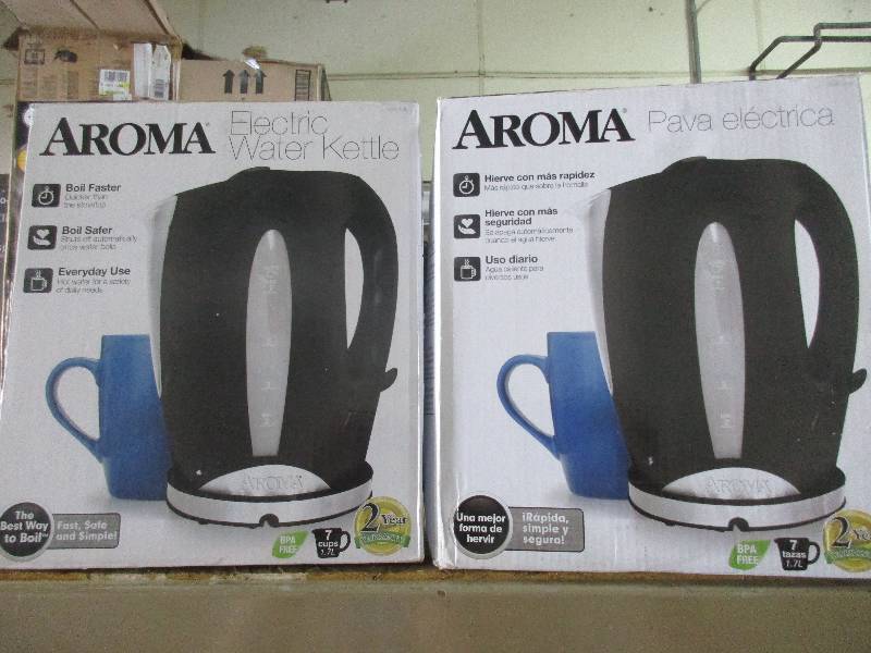 lot 26 image: 2 - Aroma electric water kettles