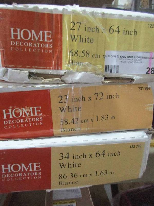 lot 28 image: white 2 inch blinds 27x64      23x72     34x64