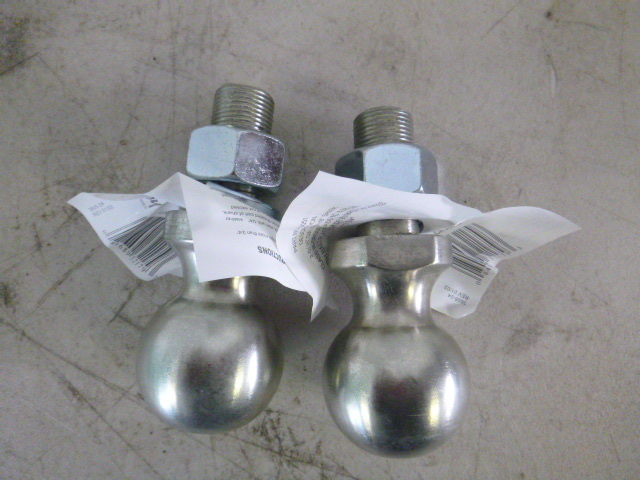 lot 33 image: 2 Balls