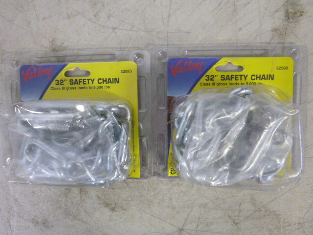 lot 89 image: 2 Valley Safety Chains