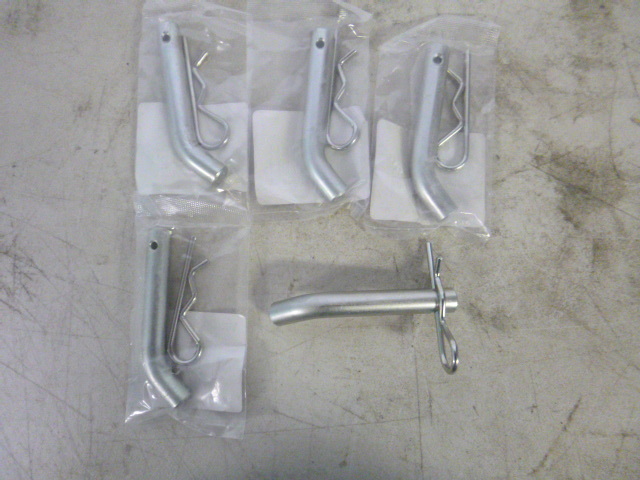 lot 99 image: 5 Valley Hitch Pins