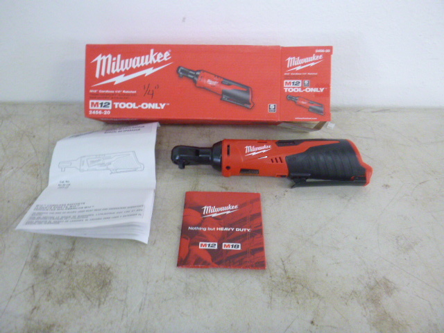 lot 116 image: Milwaukee M12 Cordless 14 Ratchet