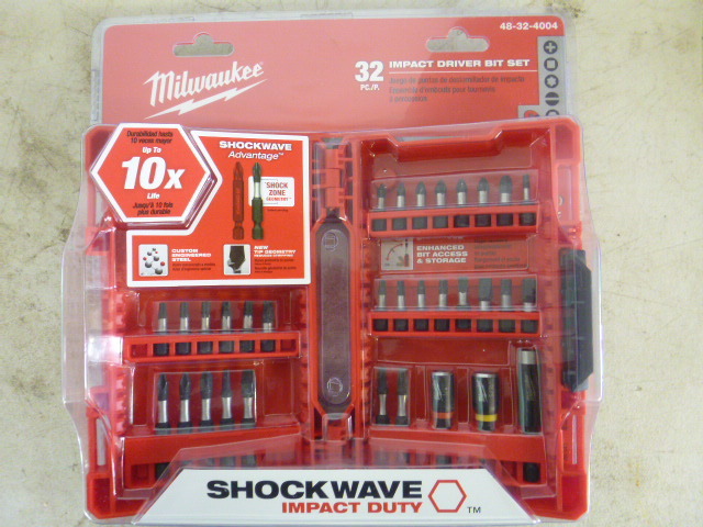 lot 117 image: Milwaukee Shockwave Impact Driver Bit Set