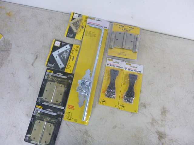 lot 199 image: Miscellaneous Hardware