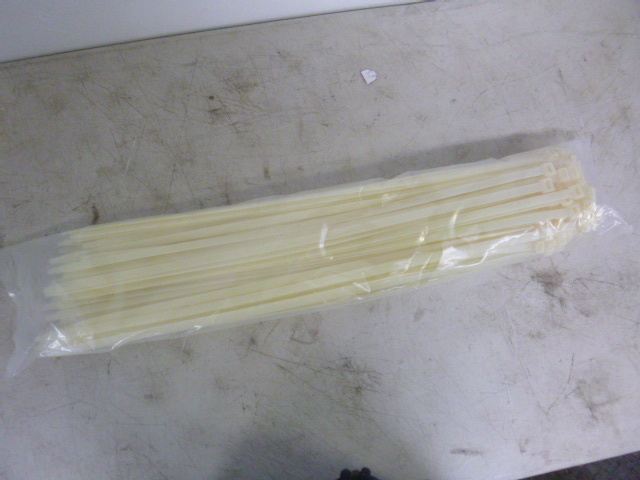 lot 274 image: 100 Cable Ties